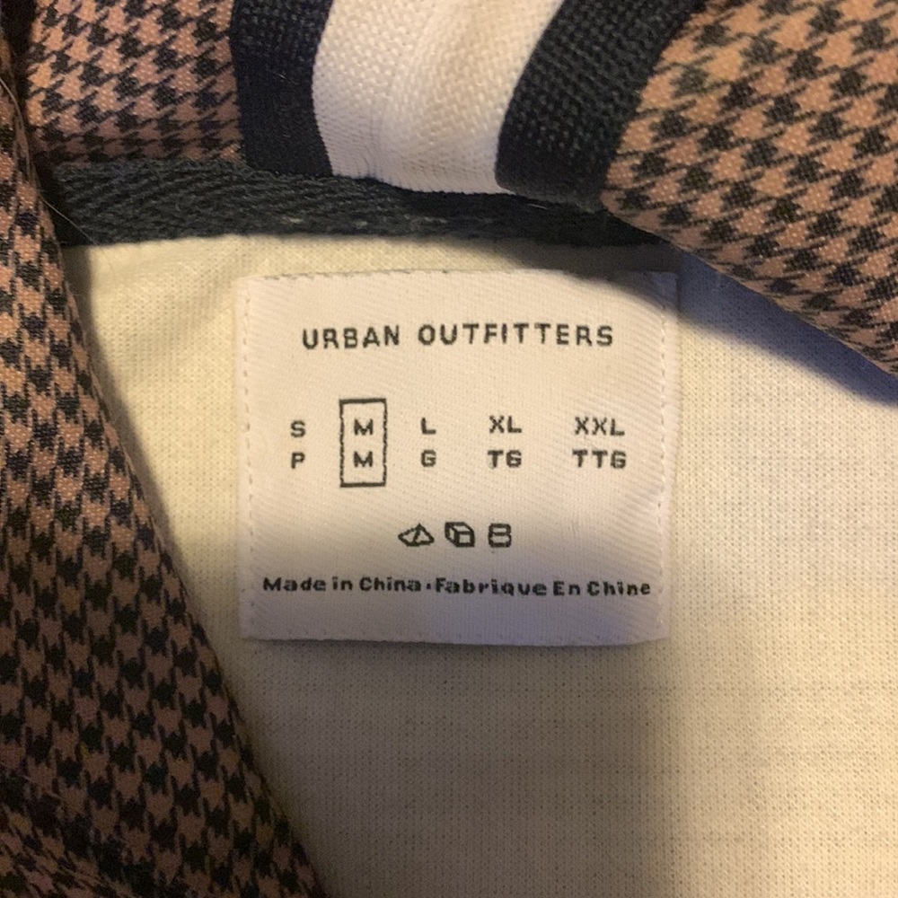 Urban Outfitters Hoodie Size Medium - Picture 4 of 4
